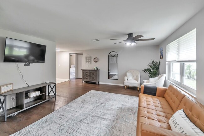 Photo - 12447 Mondragon Dr