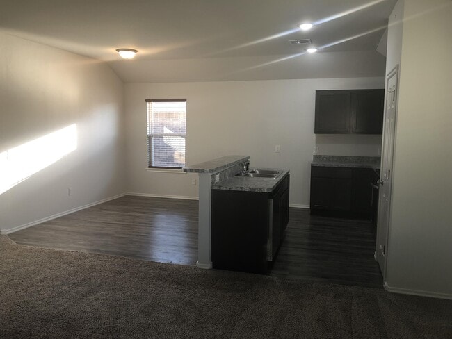 Photo - 11017 NW 98th St