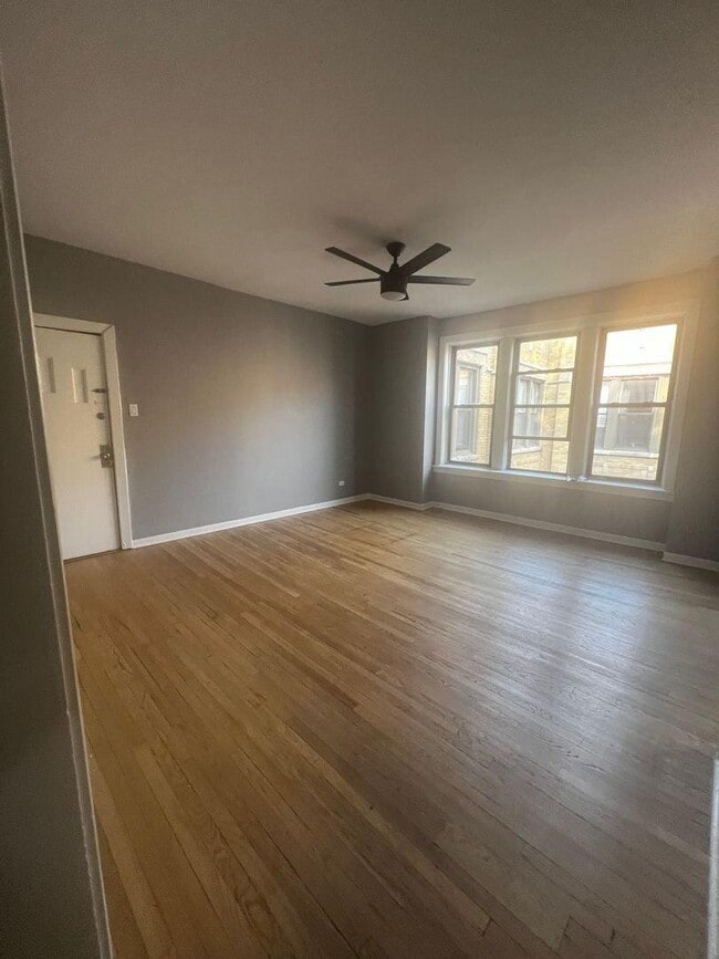 Photo - 2 bedroom in Chicago IL 60615 Unit 3S