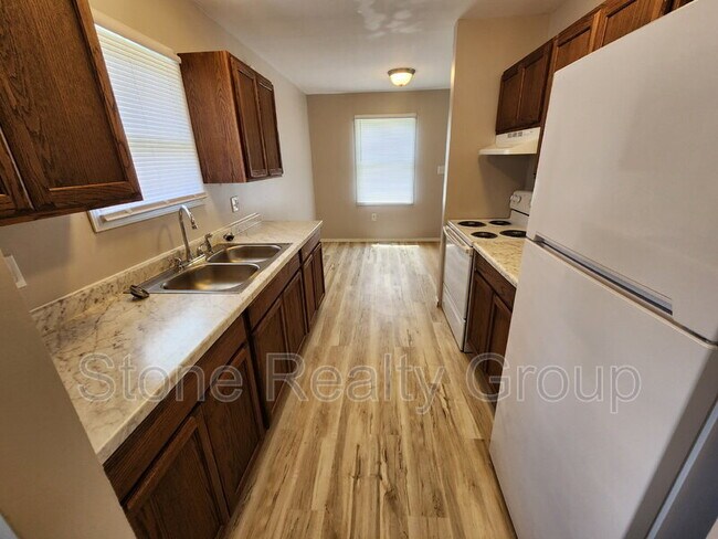2262 3rd Ave