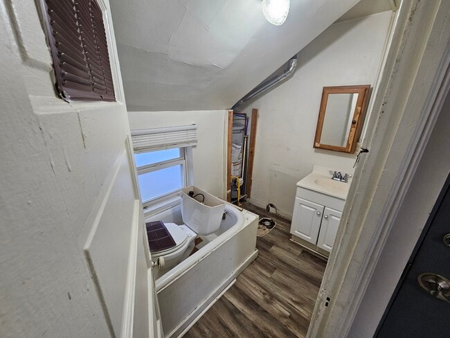 Photo - 628-630 Brandon St