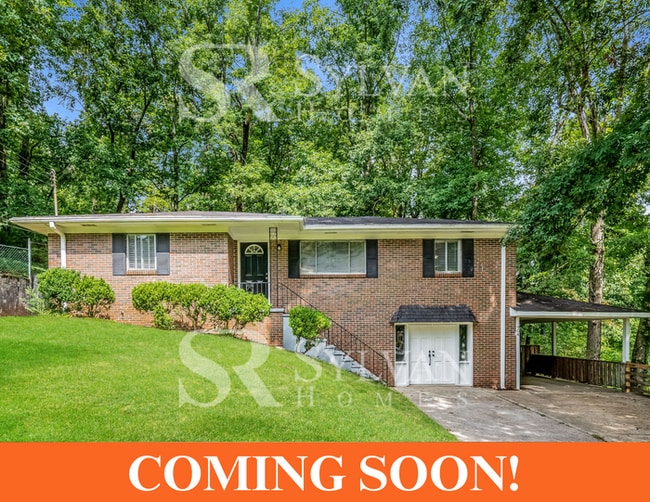 Building Photo - This charming home is perfect for you!