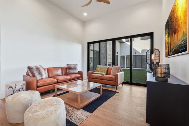 Photo - 12401 Rivendell Ct Unidad ID1250671P