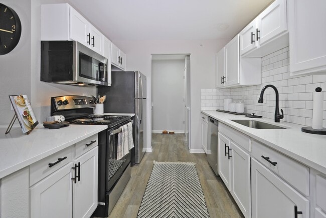 Photo - Hunters Ridge Apartments & Townhomes