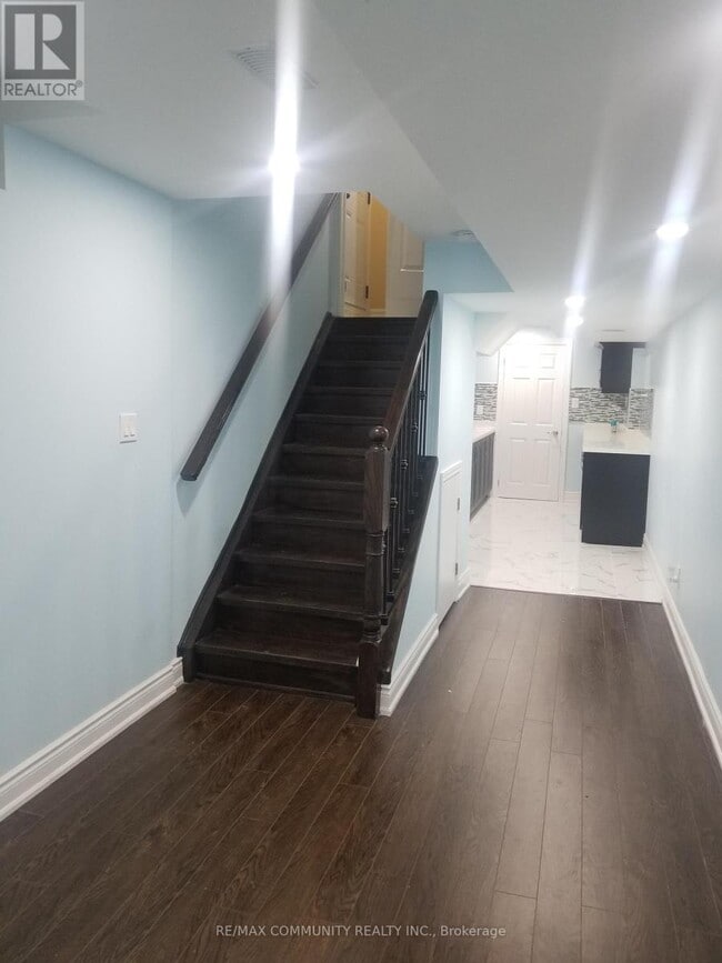 Photo - 163 Delbert Cir