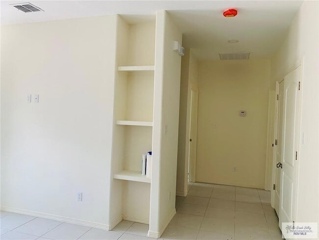 Photo - 1301 W Garfield Ave