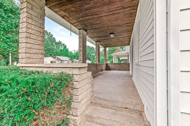 Photo - 1226 O Brien St