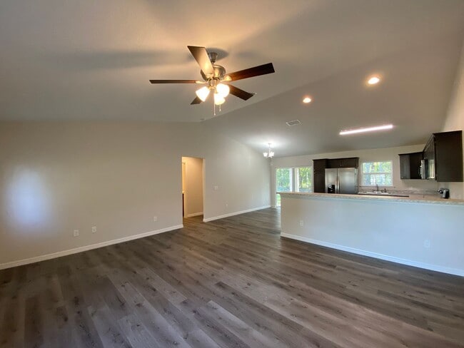 Photo - Custom Home - Desirable SE Ocala Neighborh...
