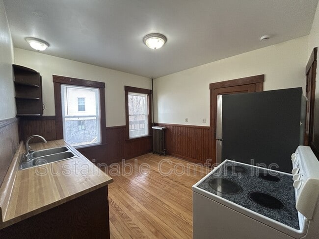 Photo - 14 Clearview Ave