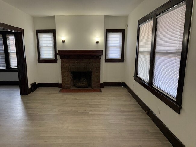 Photo - 1307 S Pasfield St