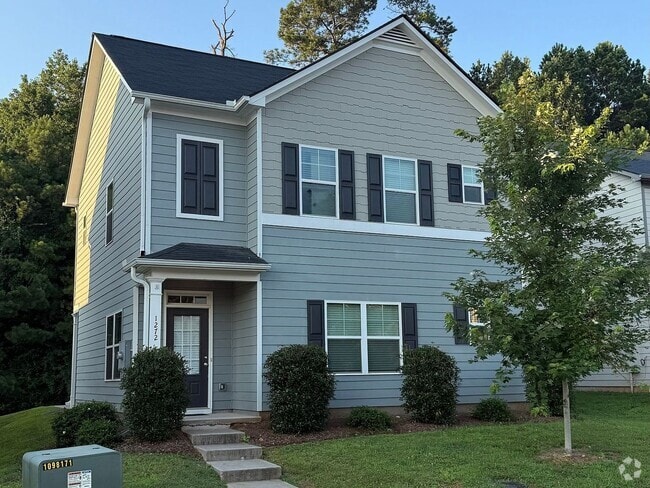 Building Photo - Stylish 3-Bedroom Home Near Downtown Athens