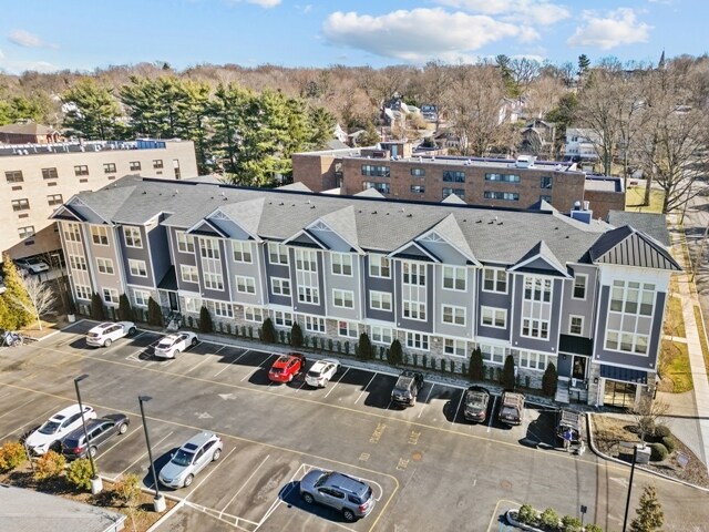 Photo - 313 Woodland Pl Unit 208