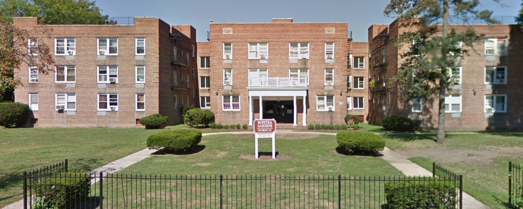 Photo - Hofstra Gardens Apartments