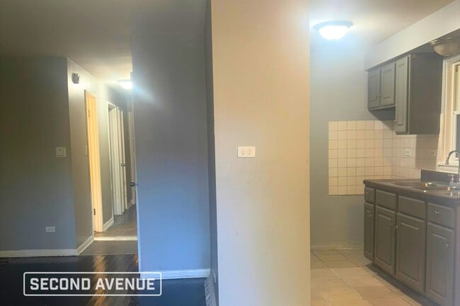 Photo - 8028 S Union Ave