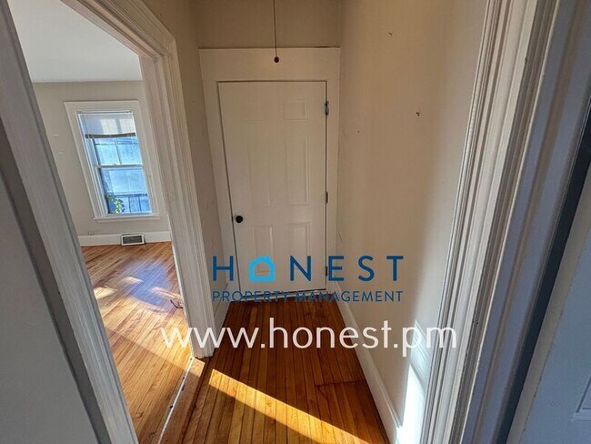 Photo - 103 Rackleff St