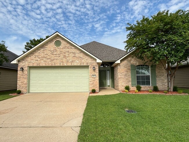 Building Photo - BEAUTIFUL SOUTH BOSSIER HOME NEAR BAFB