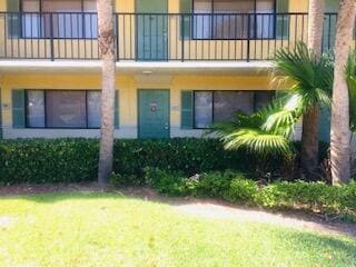 Building Photo - 1605 Meadows Cir Unit 1605