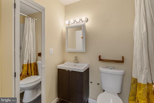 Photo - 711 S 5th St Unit 1