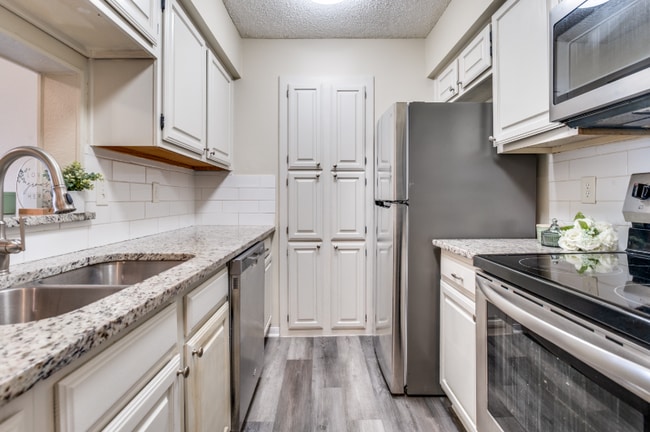 Photo - 1310 Harwell Dr Unit 4721