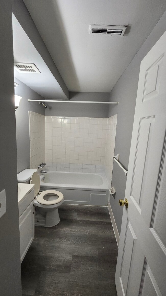 Photo - 7848 Glenorchard Dr Unit #A