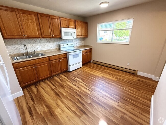 Building Photo - 1129 Darby St Unit A Rental