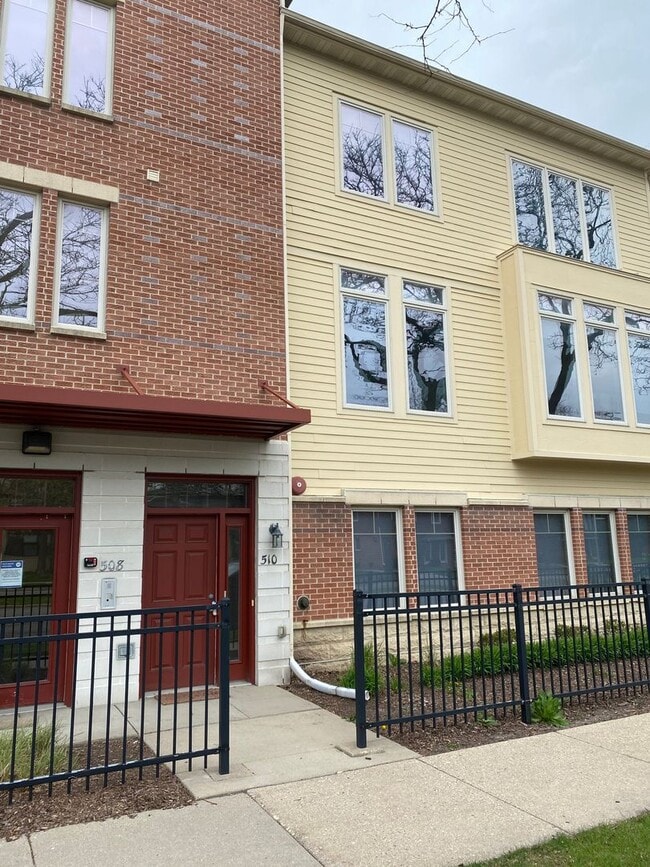 Building Photo - 510 N Midvale Blvd Unit 1