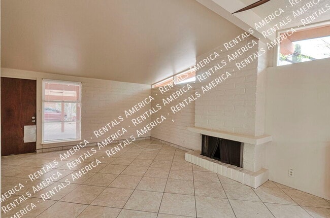 Photo - 7002 E Kirkland Dr