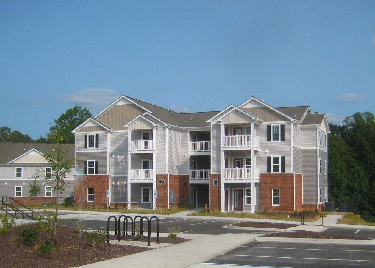 The Reserve at Hickory Commons - The Reserve at Hickory Commons Apartamentos