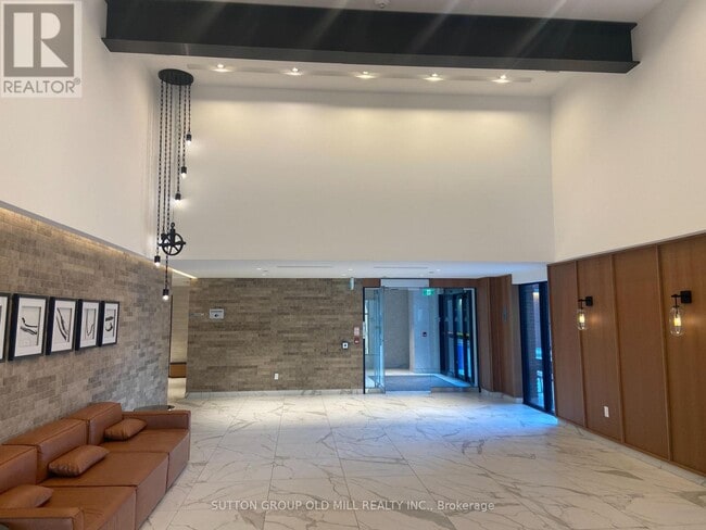 Photo - 2300 St Clair Ave W Unit 417