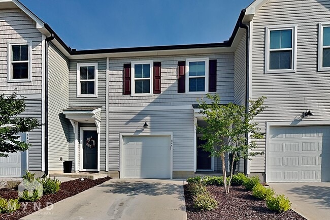 Building Photo - 845 Falls Grove Trl