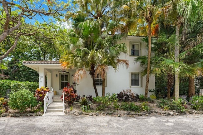 Building Photo - 3605 SW 37th Ave