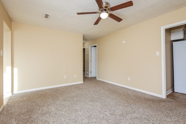 7610 Chippendale Rd