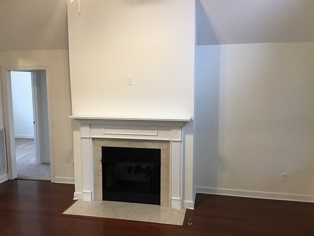 Photo - 560 Summit Way