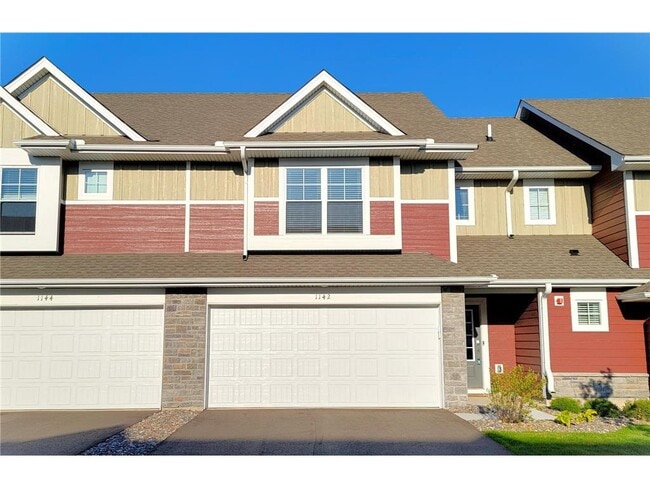 Photo - 1142 Middlefield Rd