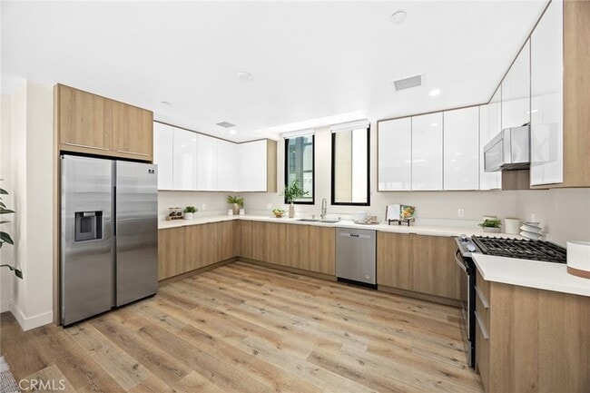 Photo - 503 N Santa Anita Ave