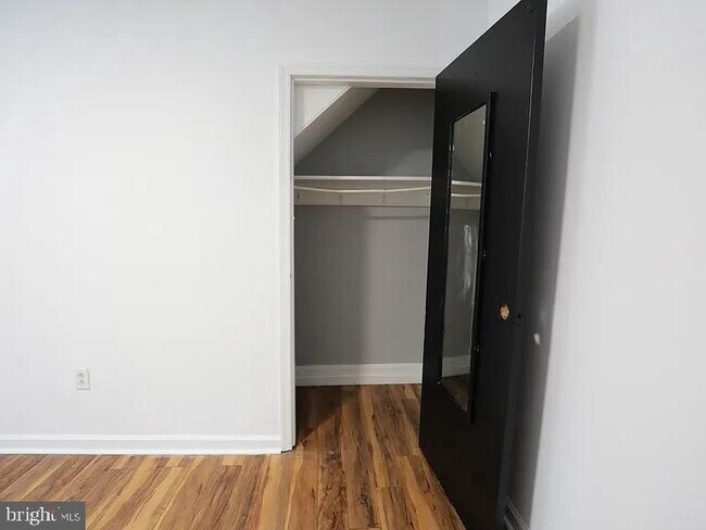 Photo - 2400 E Dauphin St