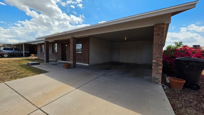 Photo - 4657 E Covina St