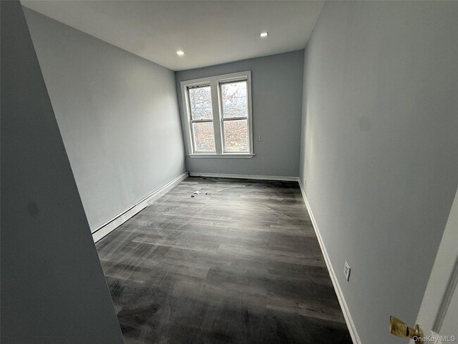 211-57 Jamaica Ave Unit 2F