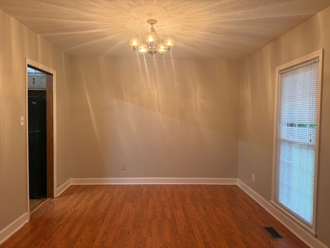 Photo - 3 Bed 2.5 Bath Home in Albany