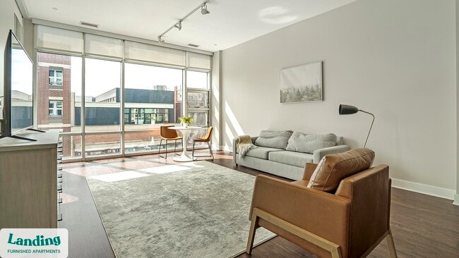 Photo - 1222 W Madison St Unidad 302.1403846