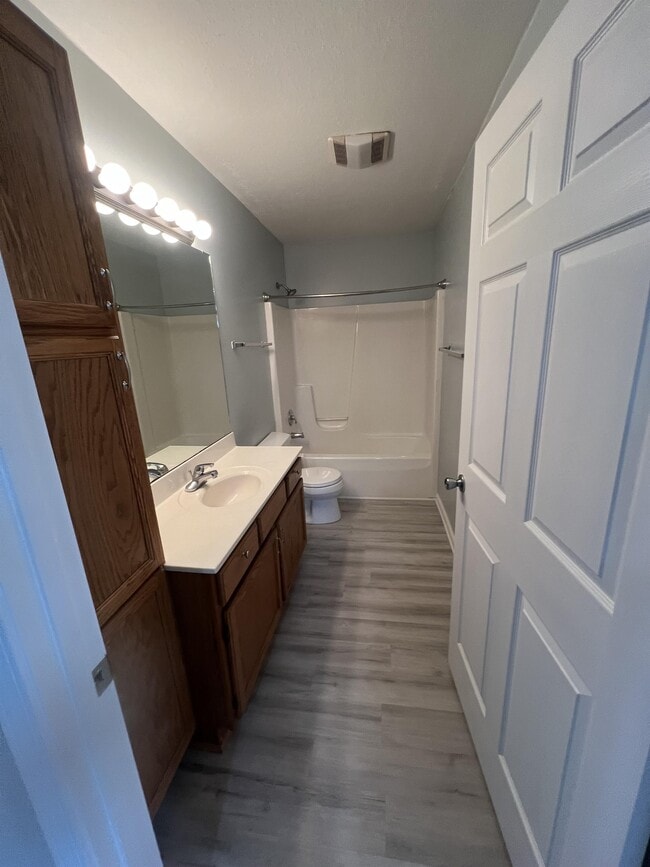 Photo - 706 N Prospect Ave