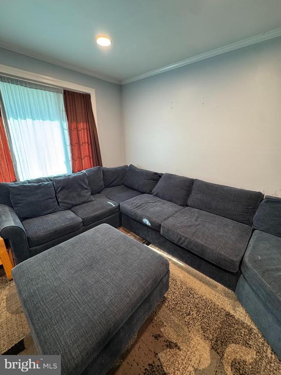 Photo - 7408 Digby Rd