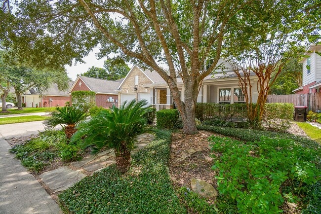 Photo - 4006 Dell Ln