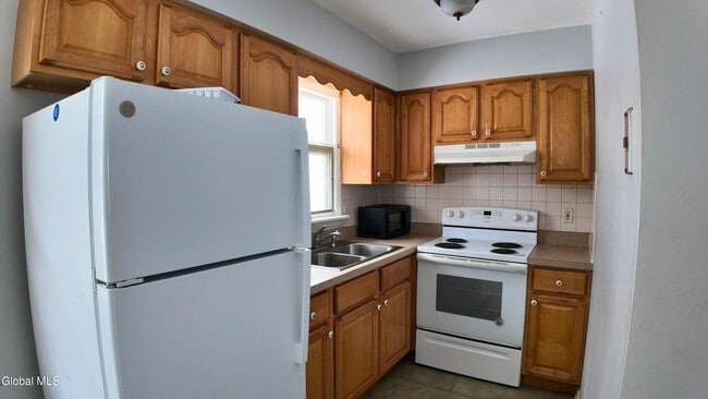 Photo - 79 B Wertman Ln