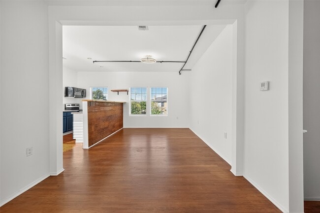 Photo - 2602 Isabella St