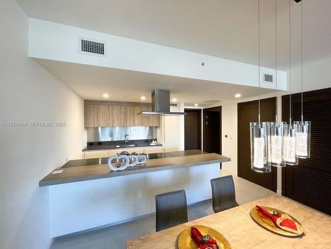 Photo - 1000 Brickell Plaza Unit 2011