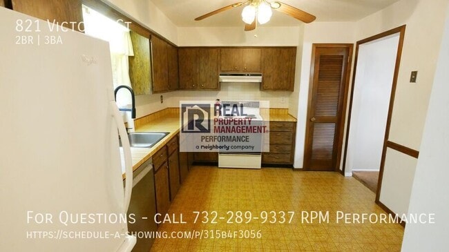 Photo - 821 Victoria Ct