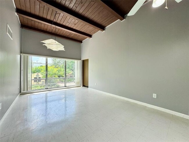 Photo - 1313 SW 8th Ct Unidad 4