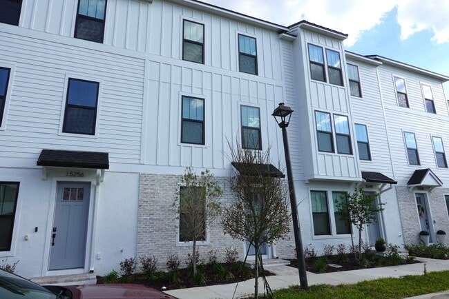 Photo - 15250 Groveside Rd