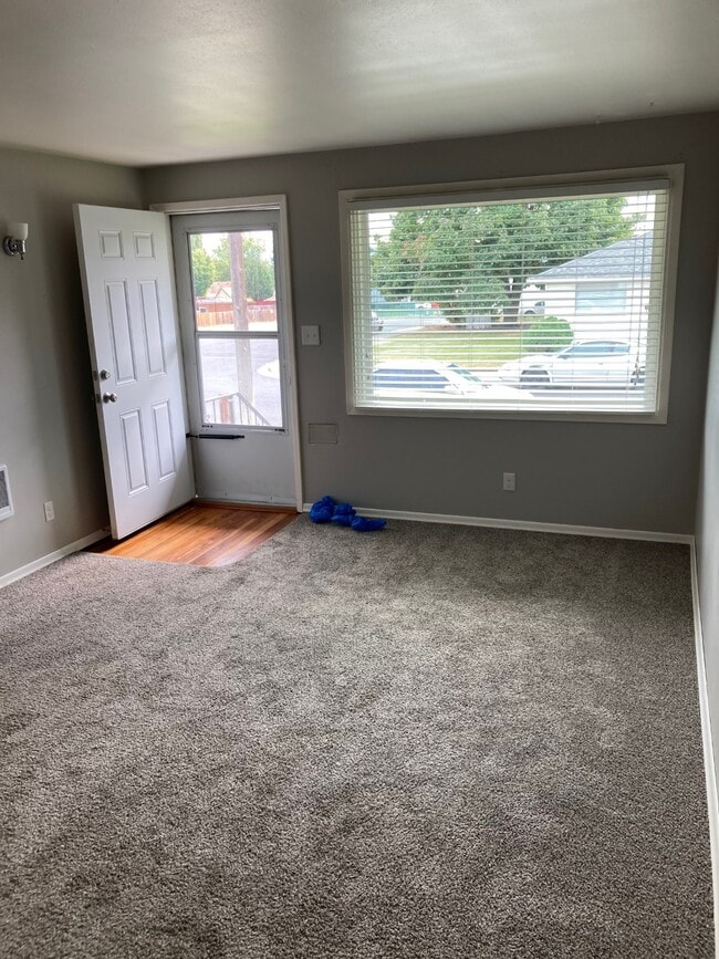 Photo - 609 E Euclid Ave Unit Euclid